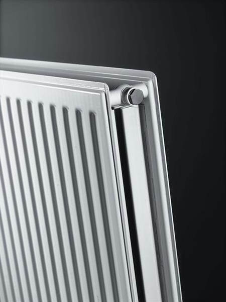 Henrad Standard All-In 22 HxL=600x1400mm 2489W EN442 75/65/20 wit RAL9016 , aansluiting: links / rechts